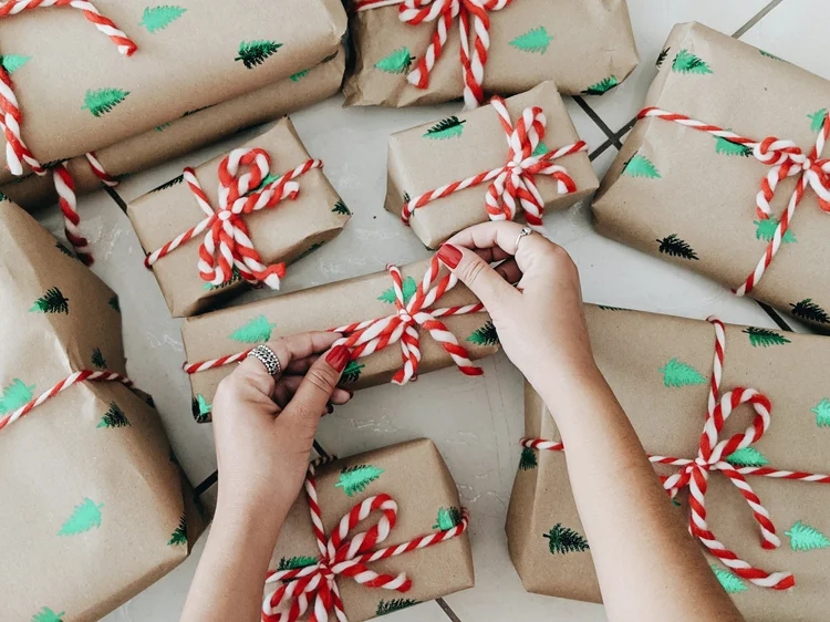 Thoughtful Gift-Giving: Making the Holidays Special